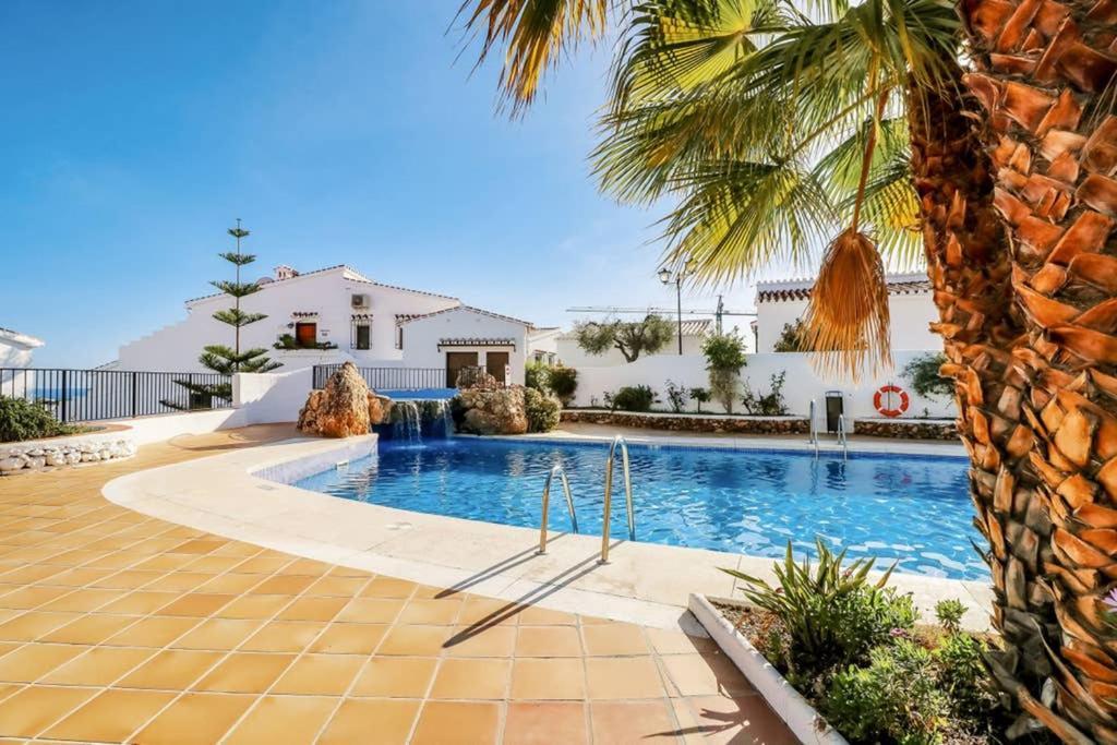 Capistrano Village, 1 Bedroom + Free Wi-Fi Nerja Εξωτερικό φωτογραφία